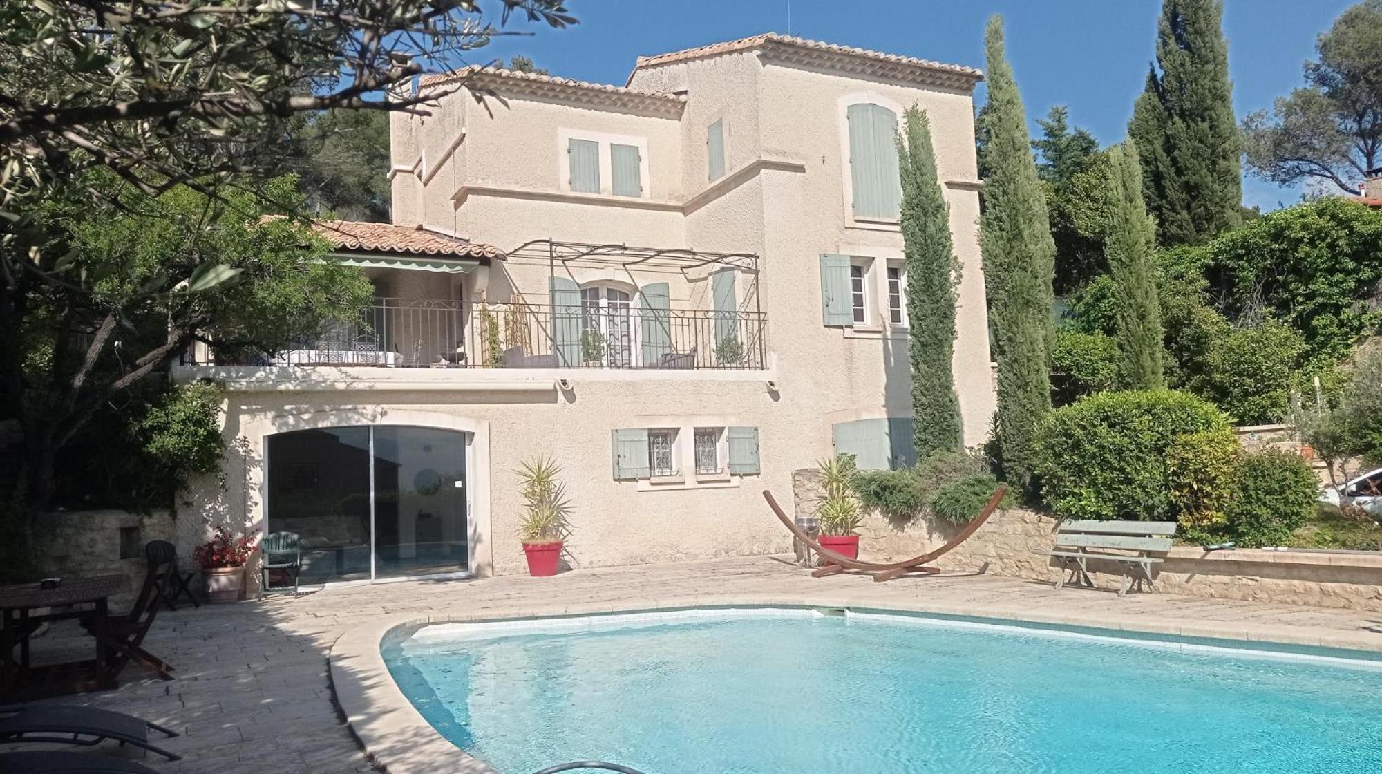 Location Gite En Provence Beaucaire  Exterior photo