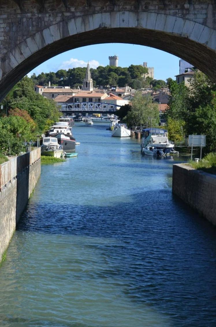 Location Gite En Provence Beaucaire  Exterior photo